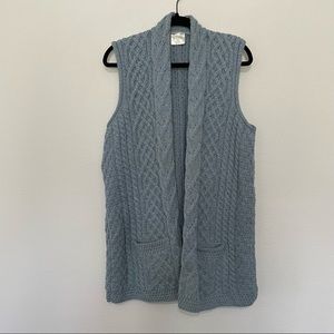 Kilronan knitwear merino wool blue cable knit sweater vest sz.M made in Ireland